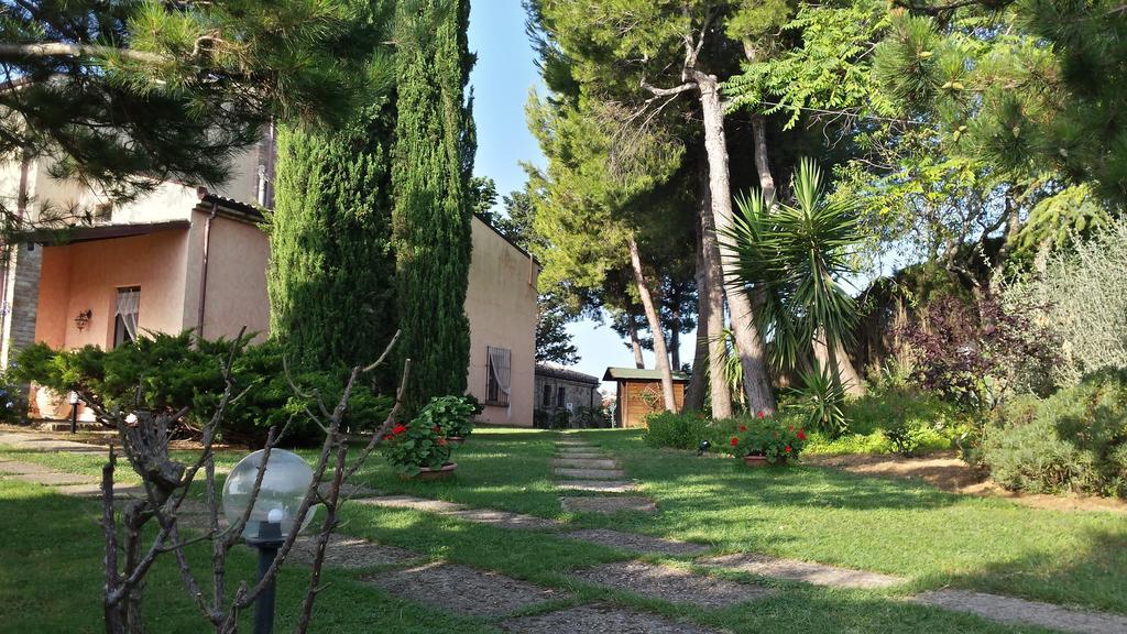 Villa Vittoria Citta Sant'Angelo Exterior photo
